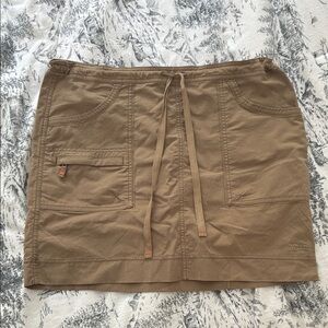Marmot dark beige skirt (cargo style)